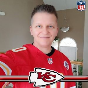 Meet your Posher, Chuck